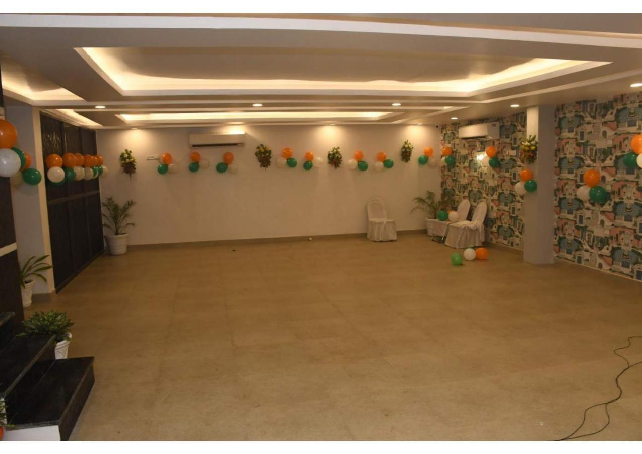 Hotel Ganga Kaveri - Varanasi — Photos 2